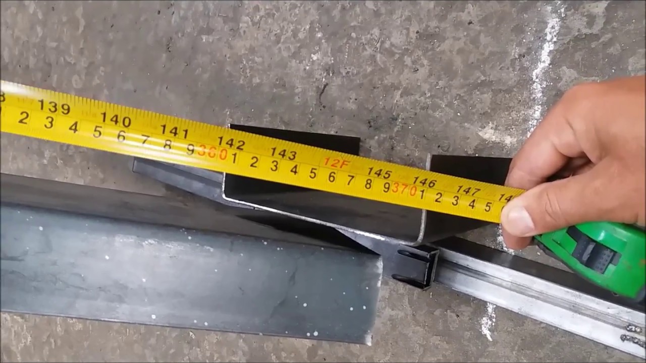 Watch Now Montagem escada em chapa metálica desde o zero! Montagem escada em chapa metálica desde o zero!