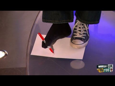 Does Lee Mack sign his christmas cards with his feet? - Would I Lie to You? [HD][CC-EN,ET]
