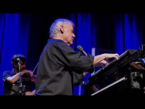 Bruce Hornsby & The Noisemakers - Barren Ground (Live)