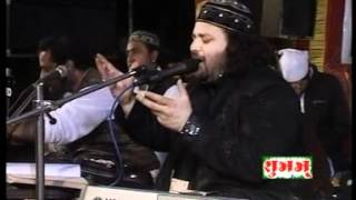 Download lagu DIL TO DEHI CHUKE.mp4 mp3