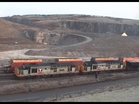 37413+37407 Peak Forest 7F52 1515 Tunstead - Northwich TC 26 December 1996
