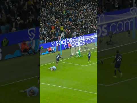 Haaland's WORST day in front of goal?!? 😱🤢