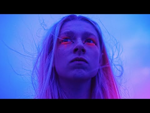 VXLLAIN, iGRES  - Purple Dreams (4K Music Video)