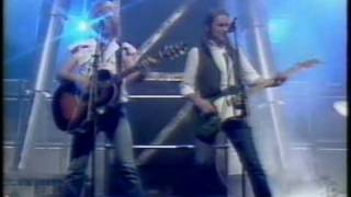 Status Quo &quot;Marguerita Time&quot; - Supersonic Christmas Special 1983