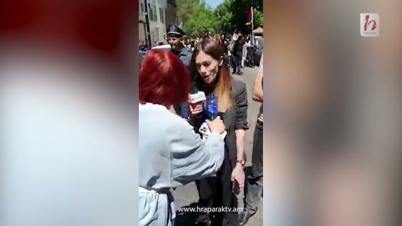 Իշխանամետ լրագրողը ջուր է լցնում Ագնեսա Խամոյանի վրա