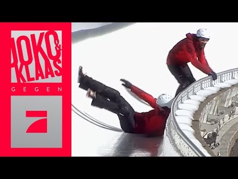 Caution, slippery slope! - Run backward up the bobsleigh track | Game 2 | Joko & Klaas vs. ProSieben