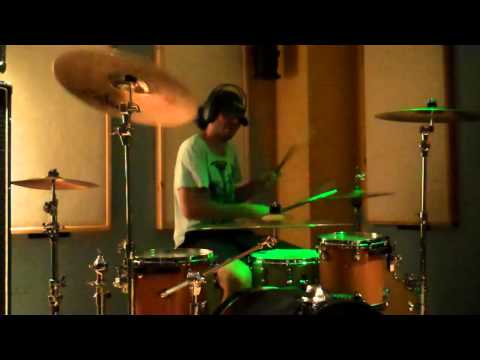 Linus Loves featuring Sam Obernik - Stand Back - Drum Remix by Steven Apostolo