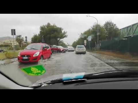 Pioggia forte a San Benedetto, via Marchegiani allagata