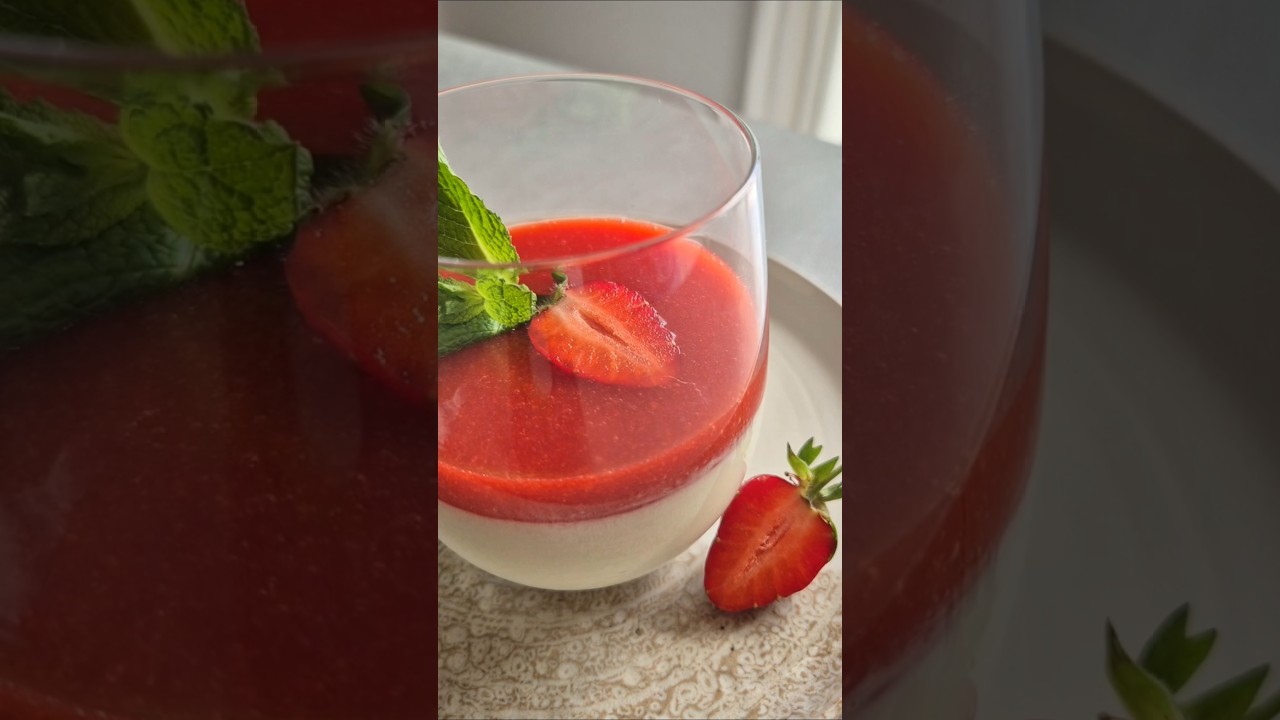 YouTube-Video: Panna Cotta mit frischer Erdbeersauce