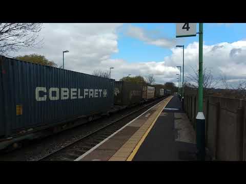 DRS 88005 'Minerva' + 68004 'Rabid' on a Intermodal Service through Tamworth High Level 02/04/2022