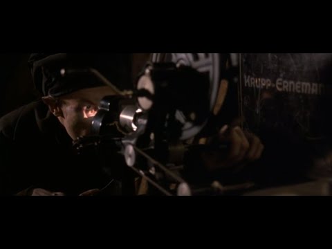 Shadow of the Vampire (2000) – Schreck Sees the Sun