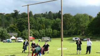 preview picture of video 'Scotland Higland Games - Weight over the Bar - Rosneath, July 15th 2012'