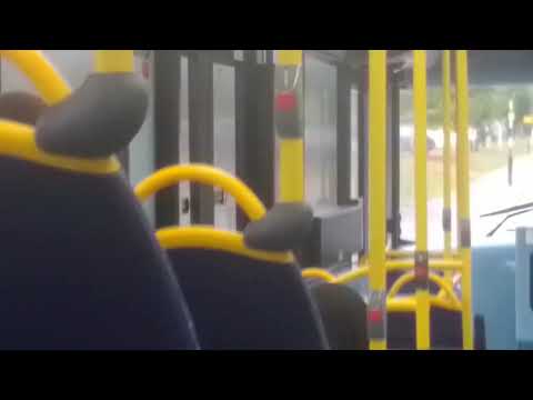 Squealing Wipers | GAL SE220 On Bus Route 386 (9)