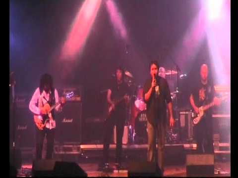 Vincenzo Misceo (cantante dei THE LAMB) in Watcher of the Skies con New Goblin e STEVE HACKETT