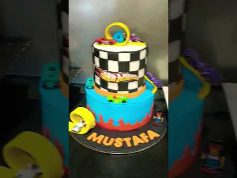 #artist #cake #cakery #cakedecorating #birthdaycake #chefcake #cakeshop #birthday