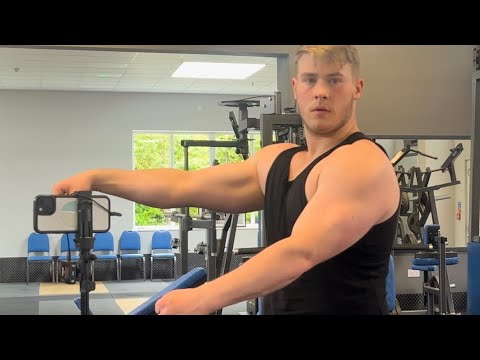 spring cut day 24- chest and tri’s