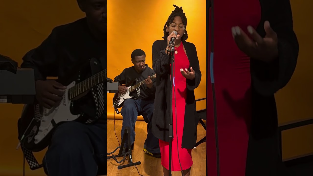 Promotional video thumbnail 1 for Lexi Palmira