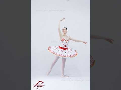 Сценический костюм  F 0268 - video 2