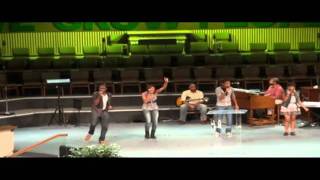 The Walls Group LIVE!  Churchin.mp4  THE WALLS GROUP NEW CD NOW AVAILABLE ON ITUNES, AND AMAZON