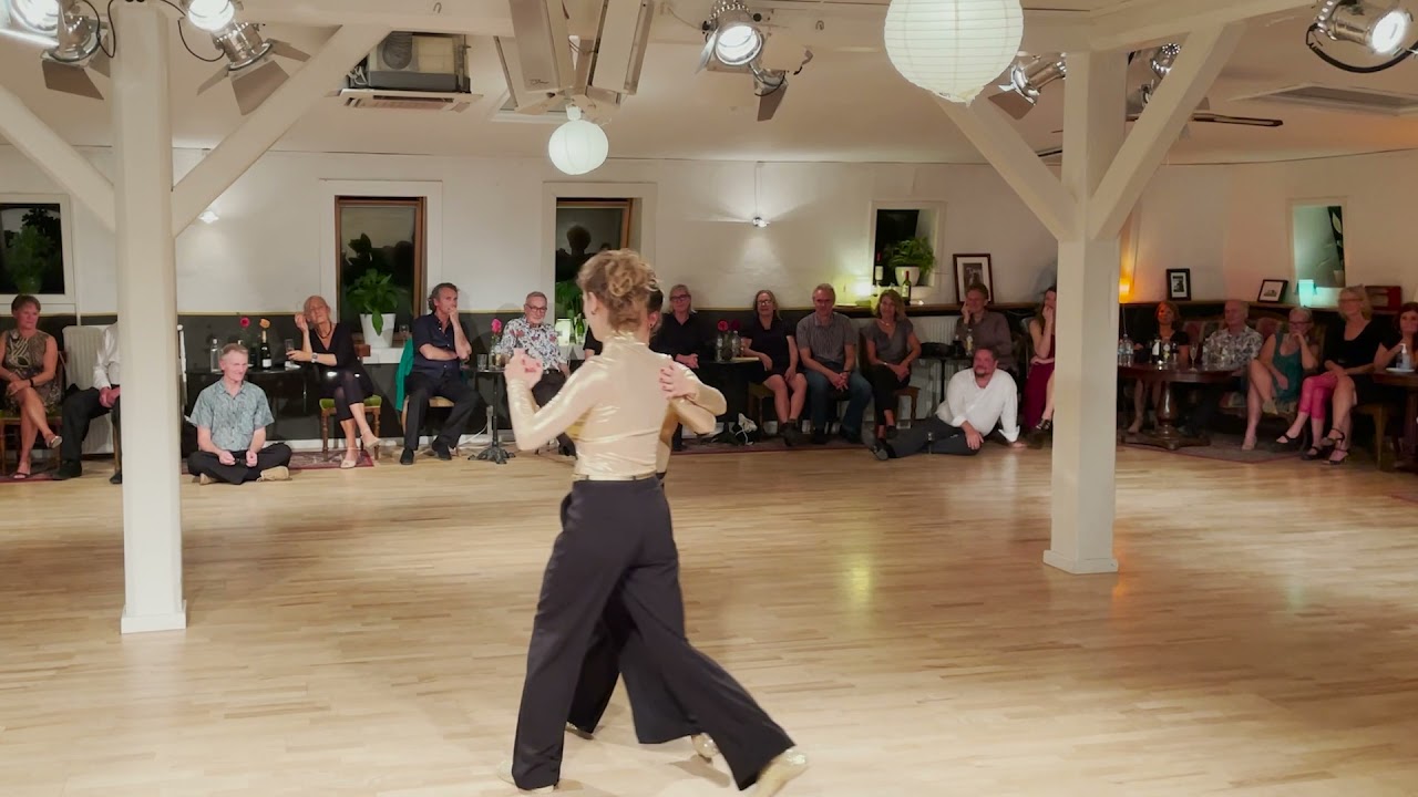 Den Lille Festival, September 2021- show by Audrey Cremoux and Eva Lehrmann