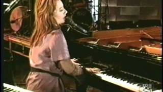 tori amos precious things hard rock live 1999 HQ