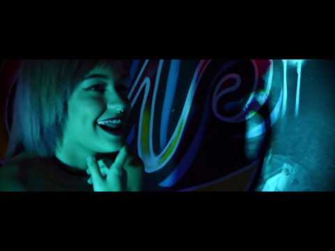 Gathus - Mujeres Solteras | Video Oficial - Prod: Tre60 "TheRoockie" ❌ Andrés Tamayo