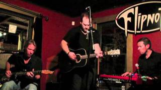 Sounds Under Radio - &quot;Perfect Machine&quot;