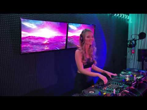 Katusha Svoboda - Melodic House, Melodic techno Live Mix #3