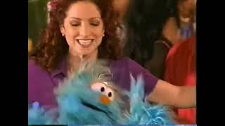 Sesame Street - Mambo I,I,I Featuring Gloria Estefan