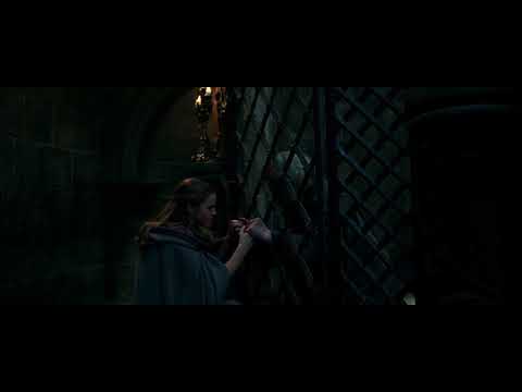 Emma Watson Meet Her Father - Beauty And The Beast