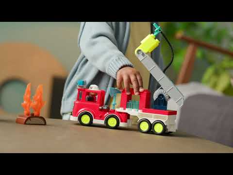 Конструктор LEGO Duplo Town Пожарная машина со шлангом и пожарным (10473)