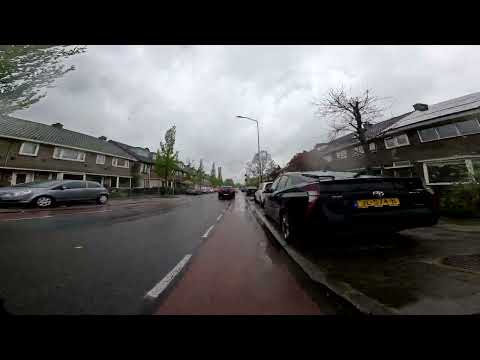 BumpyCycle  102. Stormriding in the Zaanstreek - 1 - On the Bike with chill music