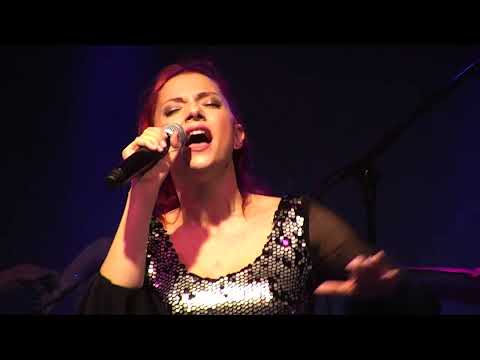 Skupina MALIBU in Tanja Žagar - TIHO, TIHO ČAS BEŽI (v živo)