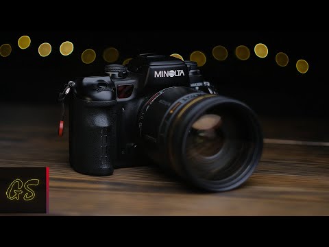 The best film camera ever made? - Minolta Maxxum 9 Review