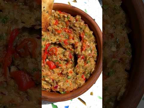 GREEK ROASTED EGGPLANT SALAD | Full recipe via  𝐋𝐢𝐧𝐤 𝐢𝐧 𝐦𝐲 𝐁𝐢𝐨 #eggplantsalad