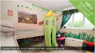 Mid Terrace Town House for sale in Purfleet, with 3 Bedrooms