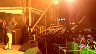 Chronixx - Ain&#39;t No Giving In (Kabaka Pyramid &amp; Tarrus Riley cover) @ Monster Energy Summer Jam