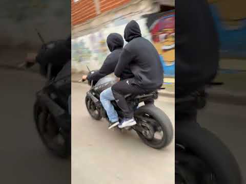 Um piloto e um garupa 🎭 #xj6 #shorts #yamaha