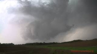 preview picture of video 'Lexington, Marshall, MO wall cloud, 5/10/2014, 4X Time-lapse'