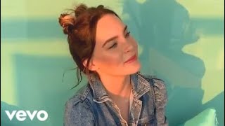 Belinda - Luz Sin Gravedad (Official Video) Acústico