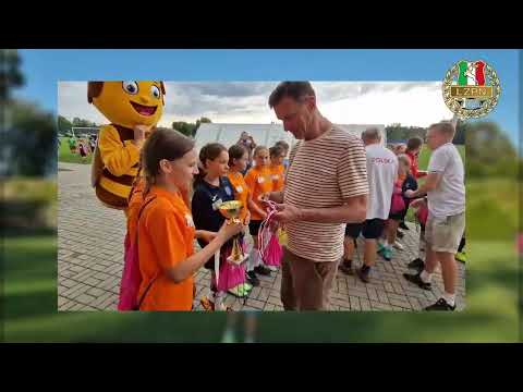 Dziewczyny, które uwierzyły w futbol - GKS Unia Białopole