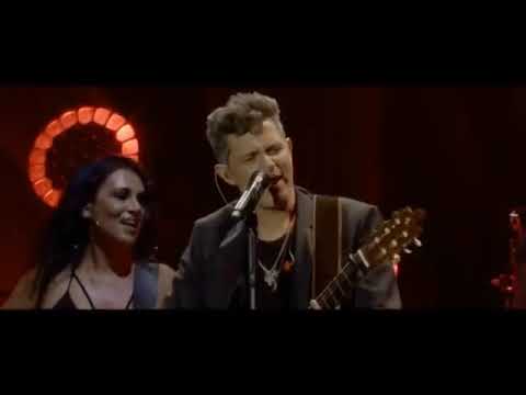 download lagu mp3 mp4 Deja Que Te Bese Alejandro Sanz Y Vanesa Martin, download lagu Deja Que Te Bese Alejandro Sanz Y Vanesa Martin gratis, unduh video klip Deja Que Te Bese Alejandro Sanz Y Vanesa Martin