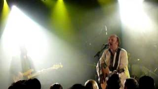 Luke Haines - Leeds United (Live in Paris 2010).MOV