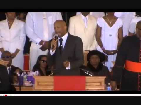 Whitney Houston Homegoing Service: Pastor Donnie McClurkin Stand