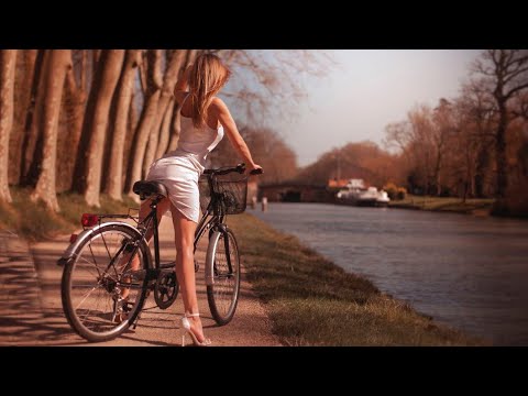 BRAIN SALAD SURGERY EMERSON LAKE AND PALMER