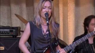 The Rescues perform &quot;Break Me Out&quot; on the Fran Drescher tawk show