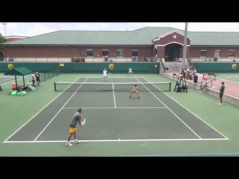 Finn Bass and Sven Lah gets doubles win against UT Tyler