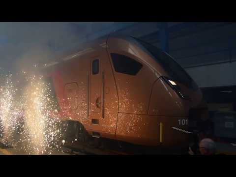 Roll-out Voralpen-Express: Stadler und die SOB präsentieren erstmals den neuen Zug «Traverso»