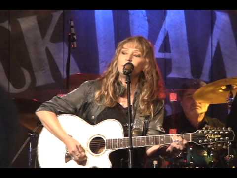 Juice Newton & Exile - "Angel of The Morning"