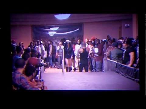 ExCLUEsively Evisu 2010 - Womens Runway